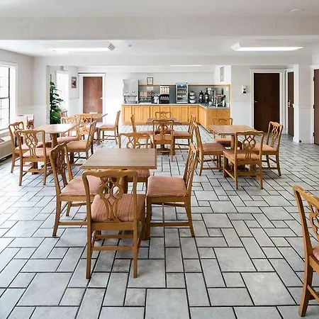 Red Lion Inn & Suites Auburn 