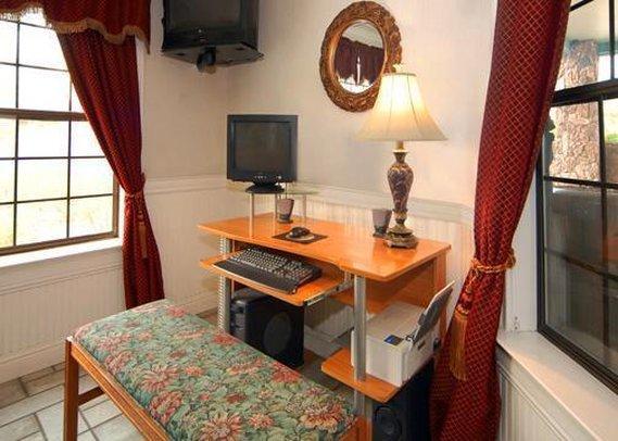 Red Lion & Hotel 3*