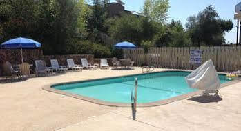 Hotel Red Lion &